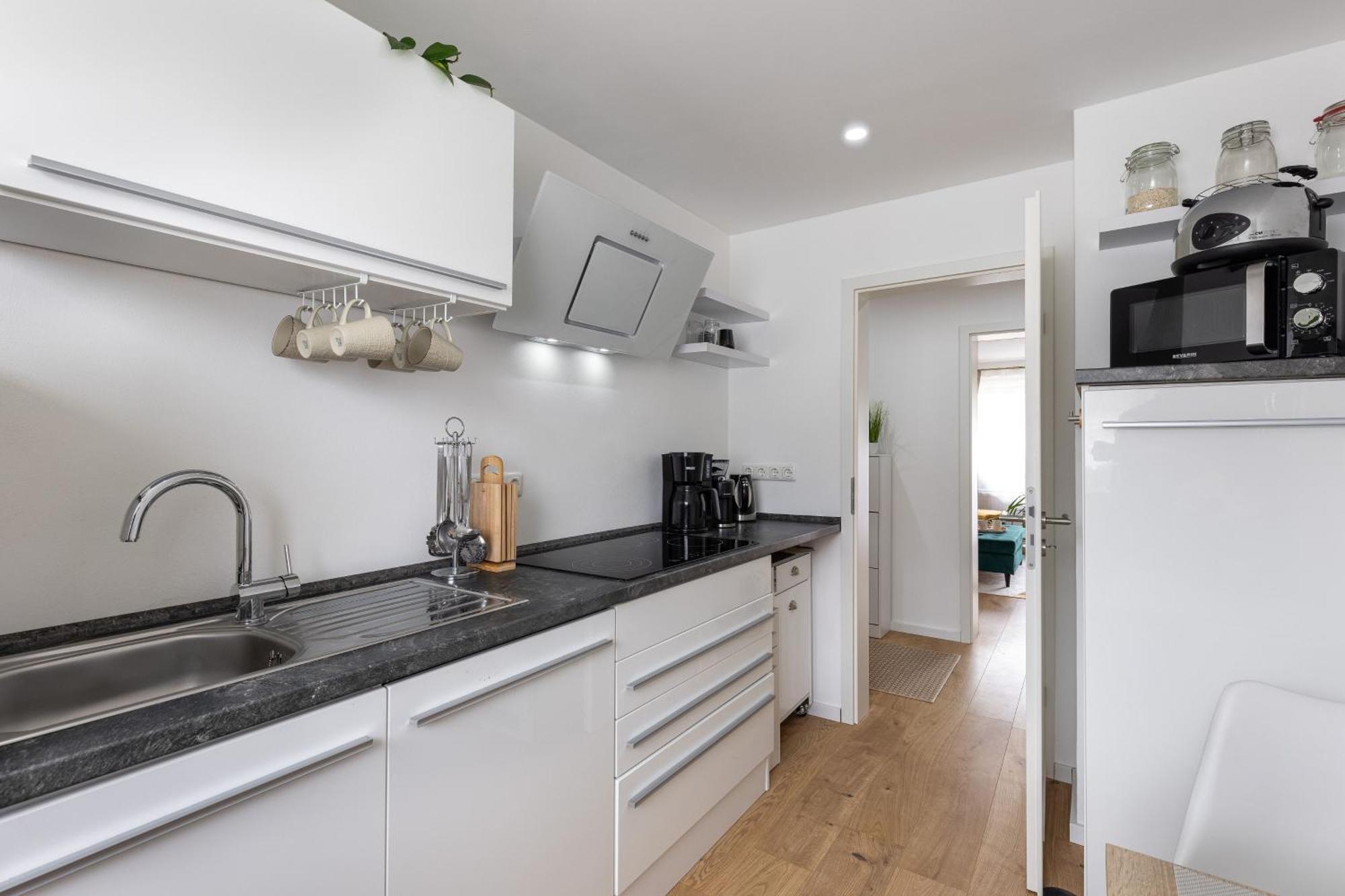 Schoenes, Modernes Apartment Mit Zwei Schlafzimmern - Zentral Mit Balkon Fuer 6 Personen Montabaur Exterior foto